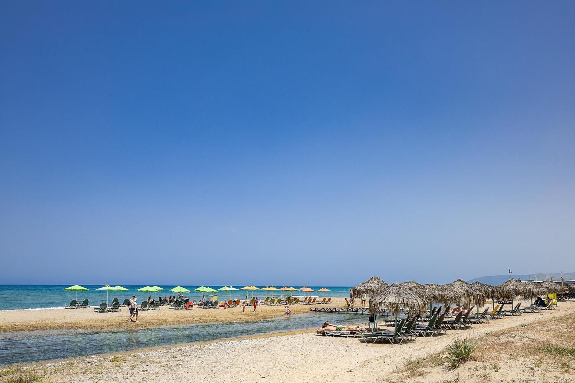 La Palma Beachfront Suites Georgioupoli Exterior foto